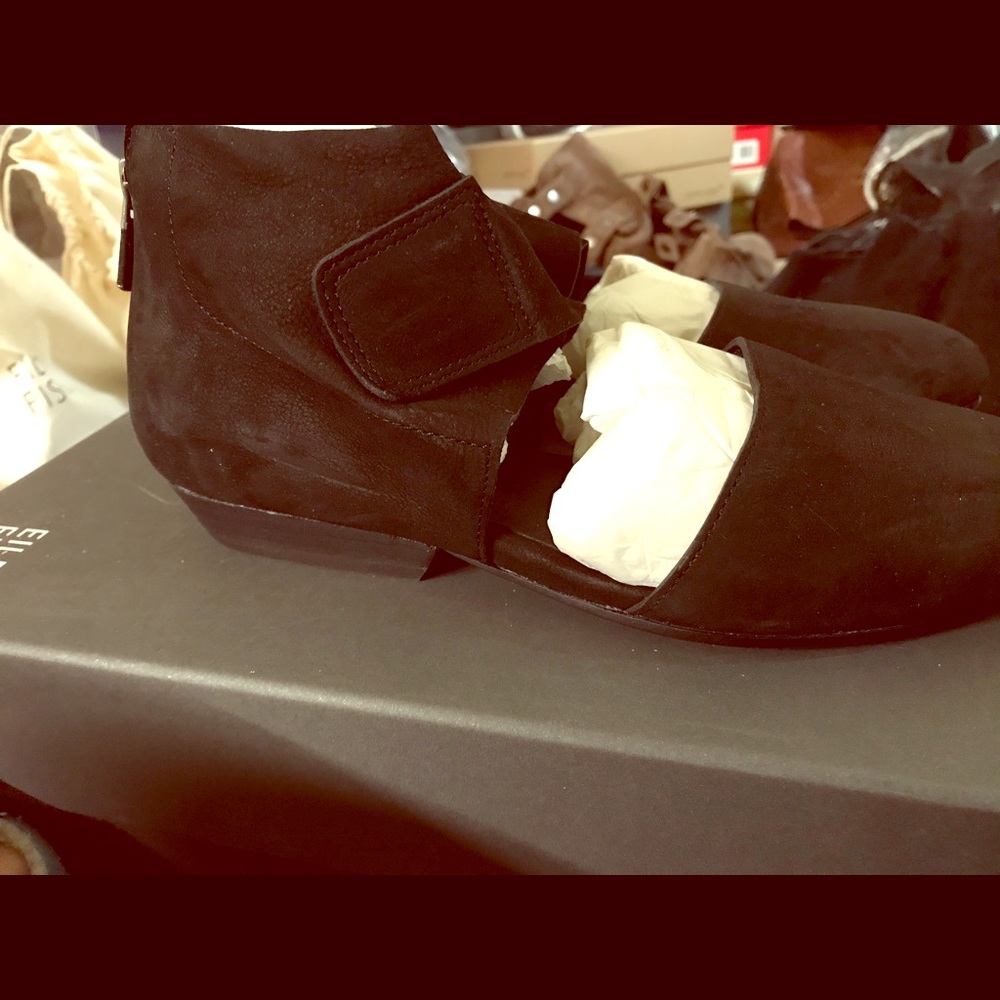 Eileen Fisher flats with Velcro strap